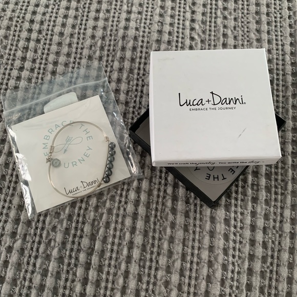 LUCA+DANNI NWT! PEARL BANGLE IN BLACK - Picture 4 of 6